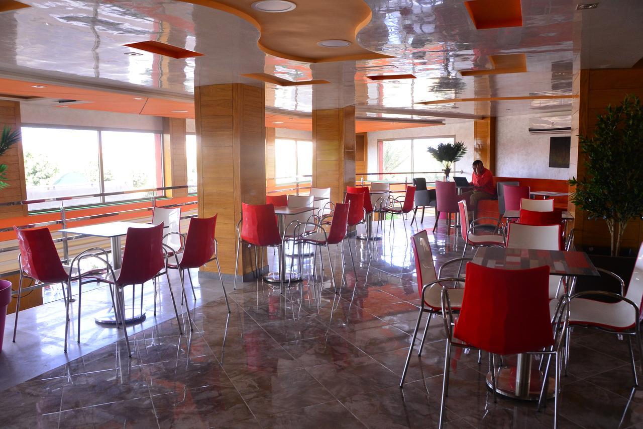 Hotel Hadaik Ain Asserdoune Beni Mellal Exteriér fotografie